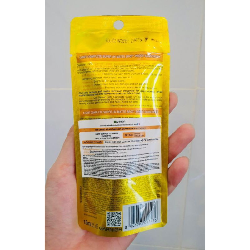 Kem chống nắng Garnier