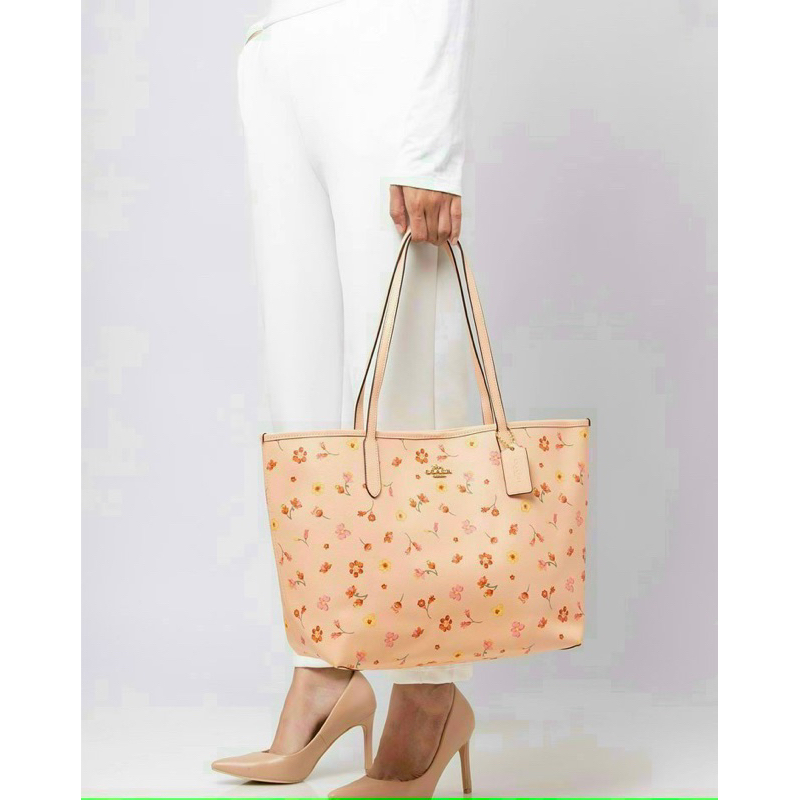 Túi Coach City Tote công sở nền hoa