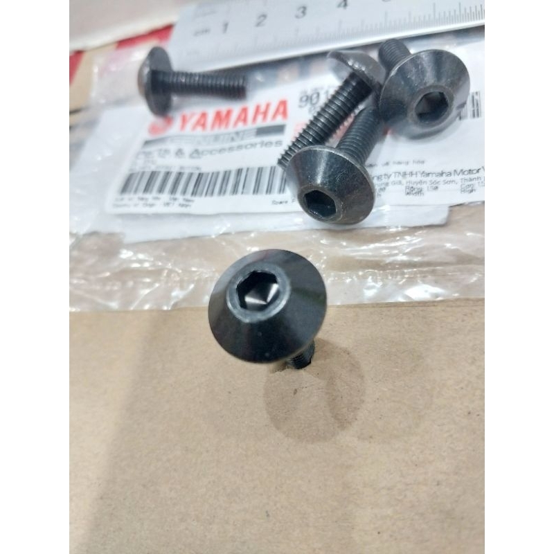 ốc bắt mỏ cày Exciter155 ốp yếm KHÁCH HÀNG XEM KỸ SP TRƯỚC KHI CHỌN.