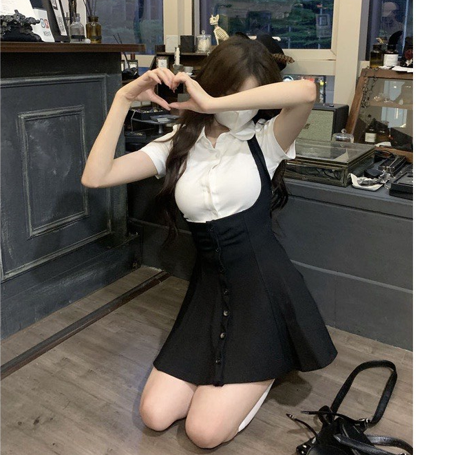 Set đồ nữ áo sơ mi kèm váy yếm ngắn VD907