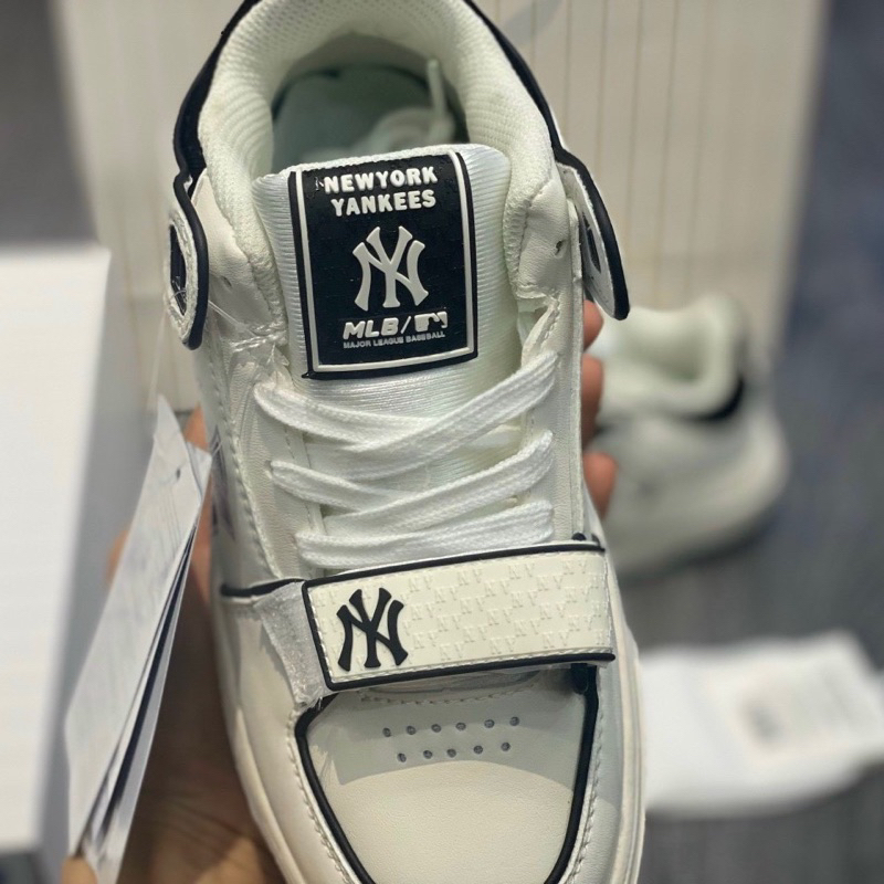 GIÀY M’LB CHUNKY LINER BLACK WHITE ĐAI DÁN SC