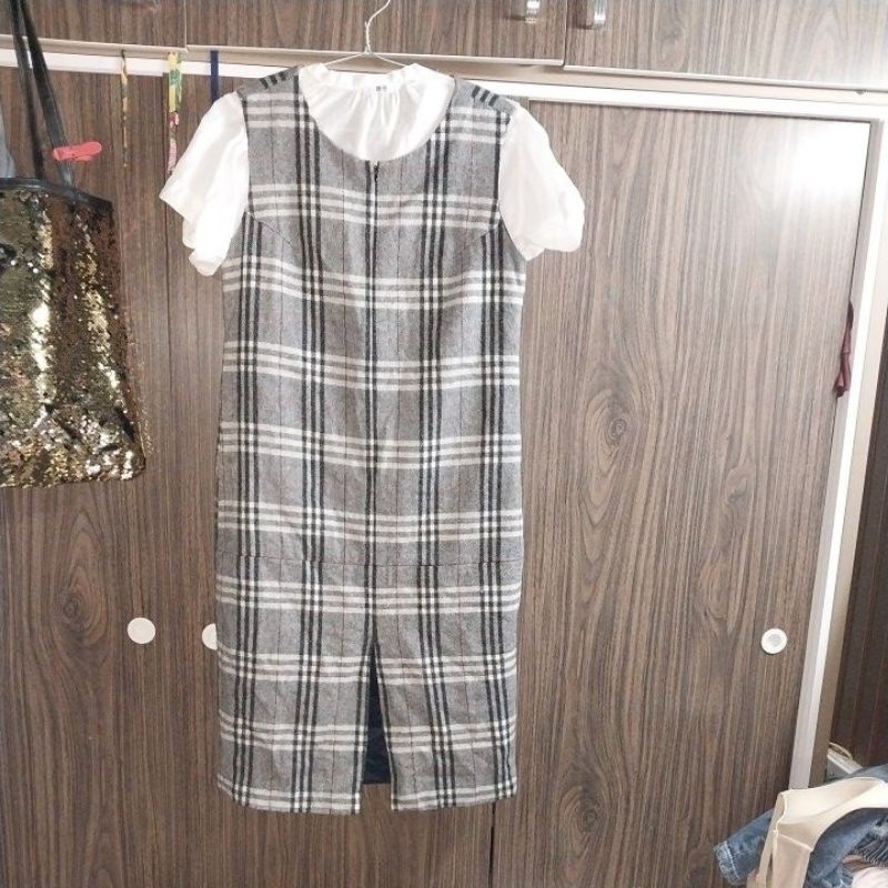 Đầm suông gi lê dạ hiệu Elise kẻ size L thanh lý