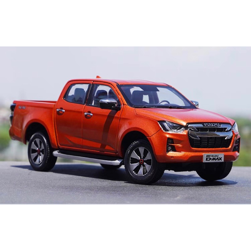 Mô hình xe bán tải Isuzu D max tỉ lệ 1:18
