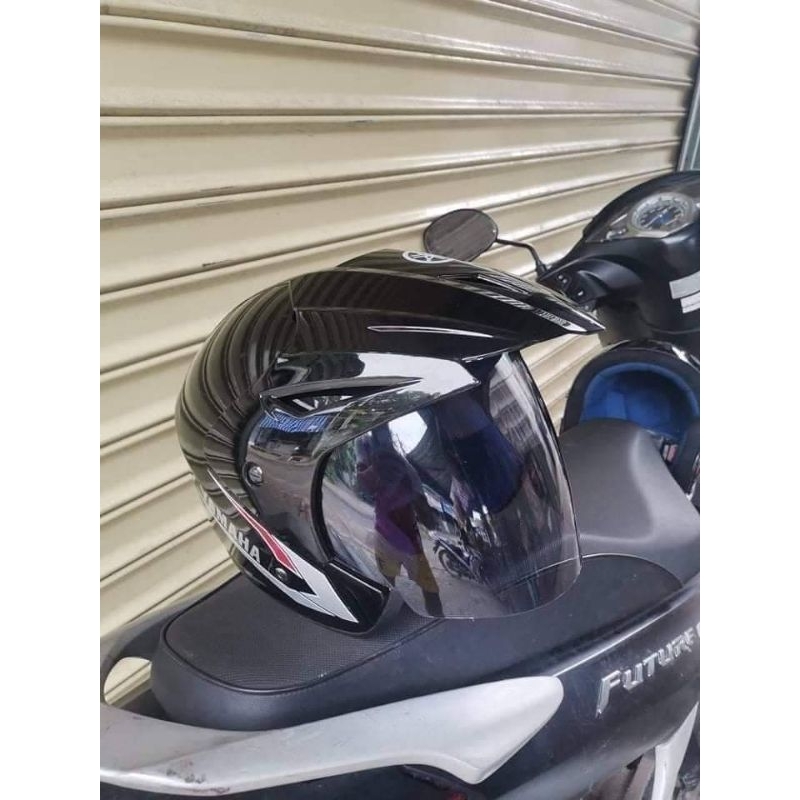 Nón yamaha 3/4 hàng Nhập Khẩu Theo Xe. Indonesia sản xuất. Nón đẹp ko  trầy xước.