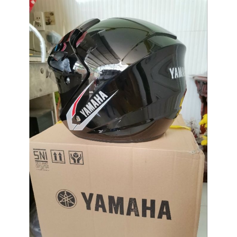 Nón yamaha 3/4 hàng Nhập Khẩu Theo Xe. Indonesia sản xuất. Nón đẹp ko  trầy xước.