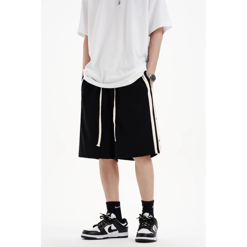 Quần Short Nỉ Kẻ Sọc 3 Màu Đen Trắng Be Hàng Loại 1 Đủ Size
