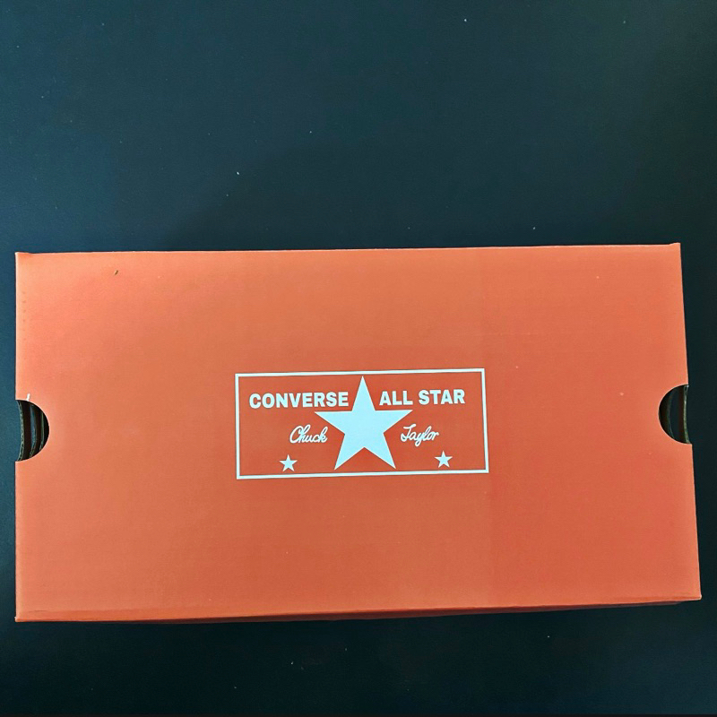 Hộp Đựng Giày, Để Giày Converse màu đỏ kích thước 36cmx17cmx14cm