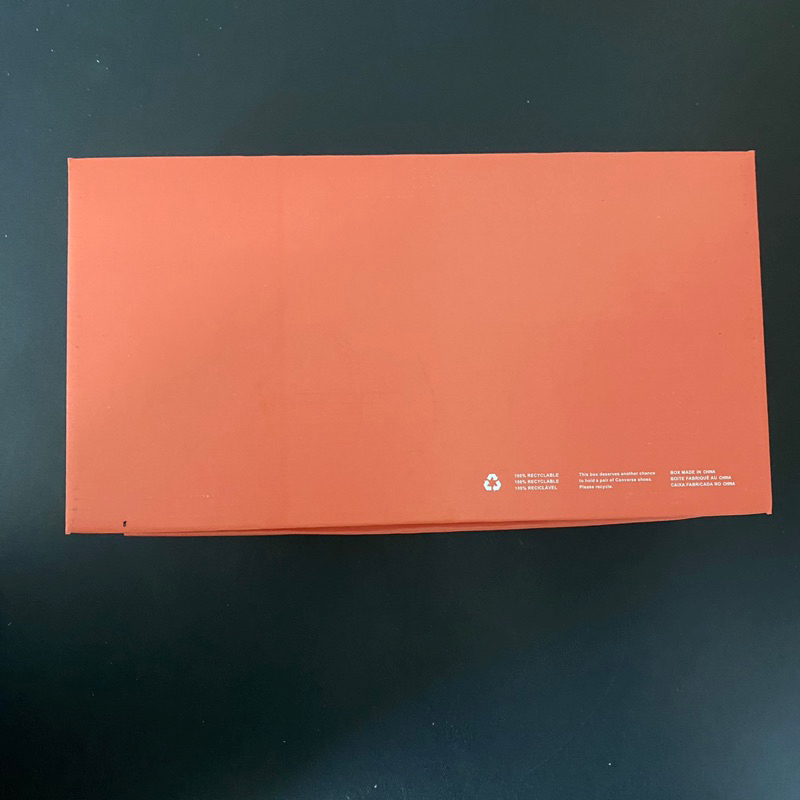 Hộp Đựng Giày, Để Giày Converse màu đỏ kích thước 36cmx17cmx14cm