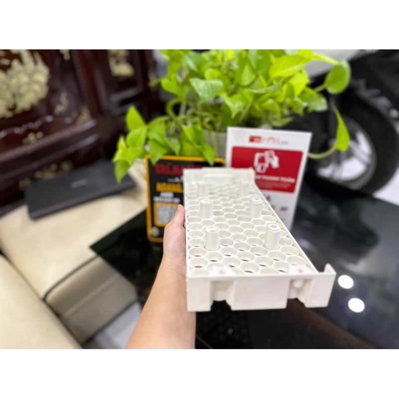 Khay pin 18650 sức chứa 98 cell