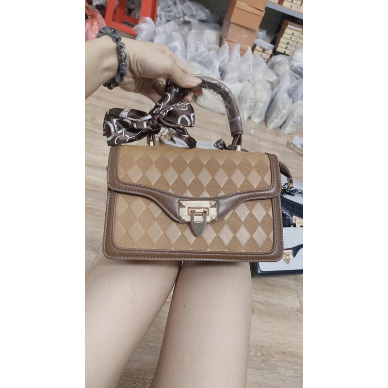 Túi có quai kèm khăn và 2 dây đeo thời trang Rosabell