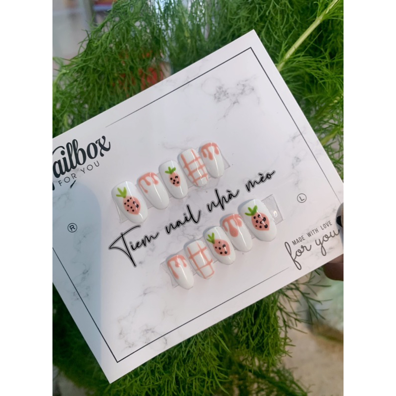 Nail box thiết kế sale lấy tương tác