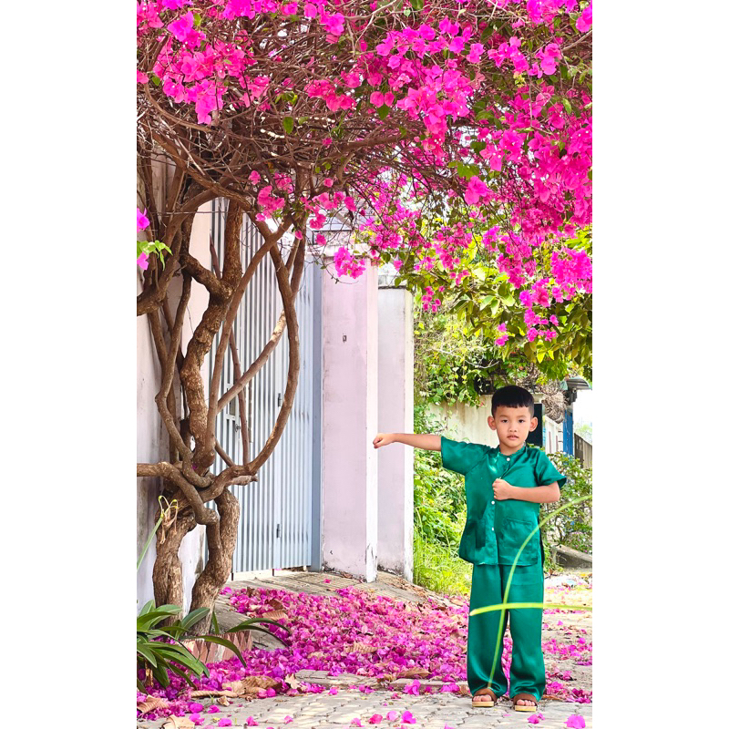 Bộ Bà Ba Bé Trai Bé Gái Tay Ngắn + Kèm Khăn Rằn