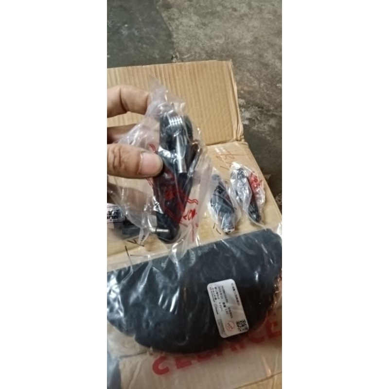 Để chân BN 32,500,502,600