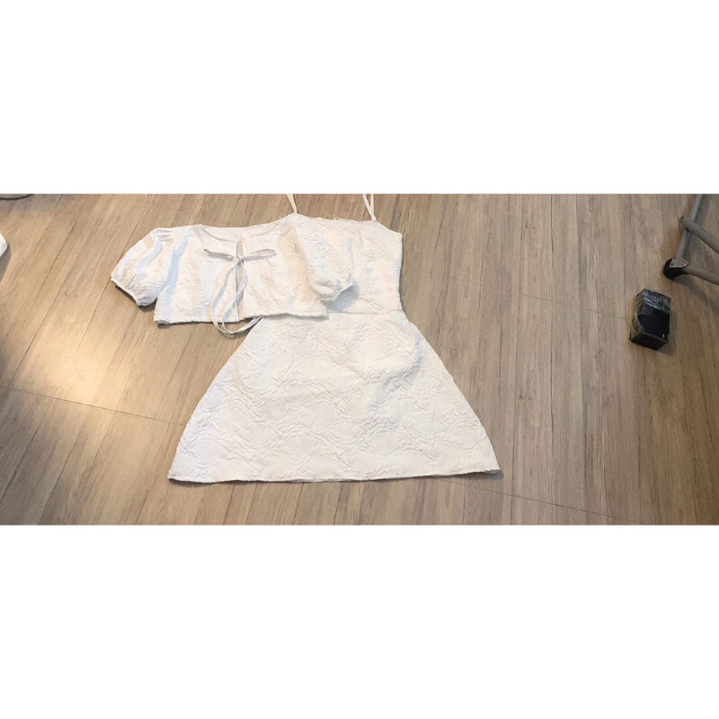 Đầm xốp trắng 2 dây dáng xòe chữ a Vintage- Set váy mix áo khoác cardigan ngắn tay  tiểu thư cổ cách điệu Hàn Quốc