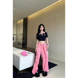 Set áo thun cutout và quần túi hộp C200 Cayson