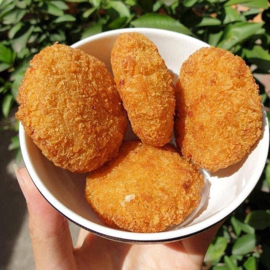 Bánh gà hộp 10c siêu thơm ngon
