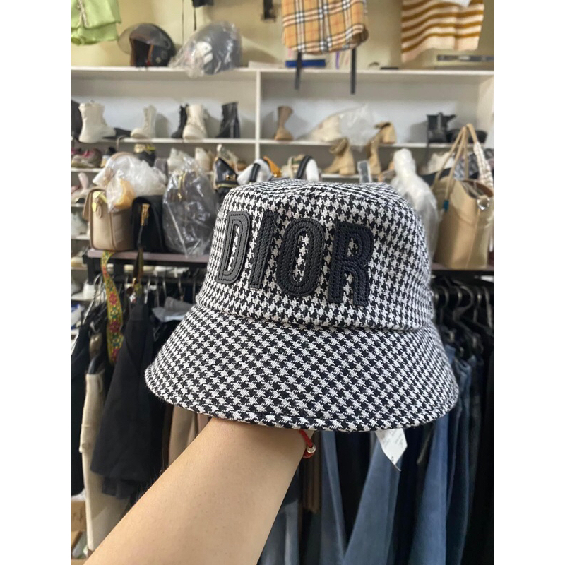 MŨ BUCKET GUCCI SÓI THỜI TRANG