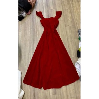 Đầm tiệc nhung đỏ