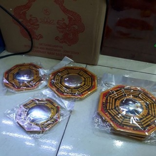 Bát quái gương lồi