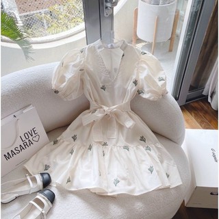 Đầm hoa thêu babydoll