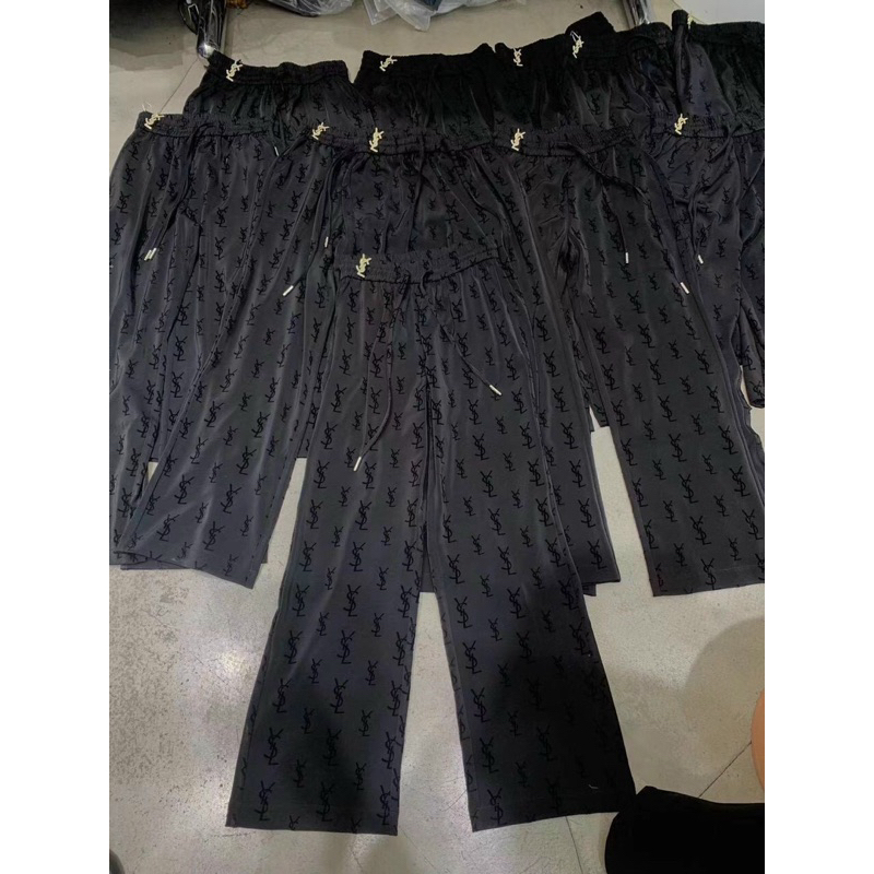 Quần lụa ysl kèm tag hàng QCL1