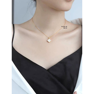 mặt dây chuyền 4 lá vàng