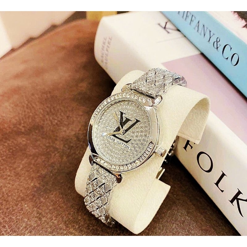 Đồng hồ nữ LV ( hàng xịn loại 1) đính đá full mặt cực kì tinh tế sang trọng