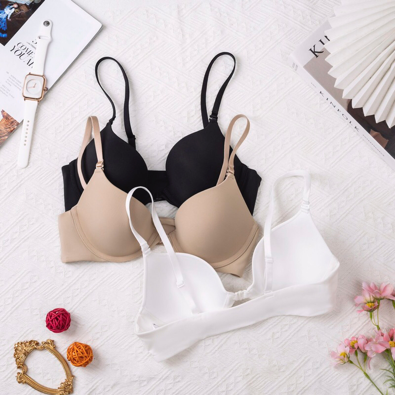 Áo cài trước mút mỏng gom ngực