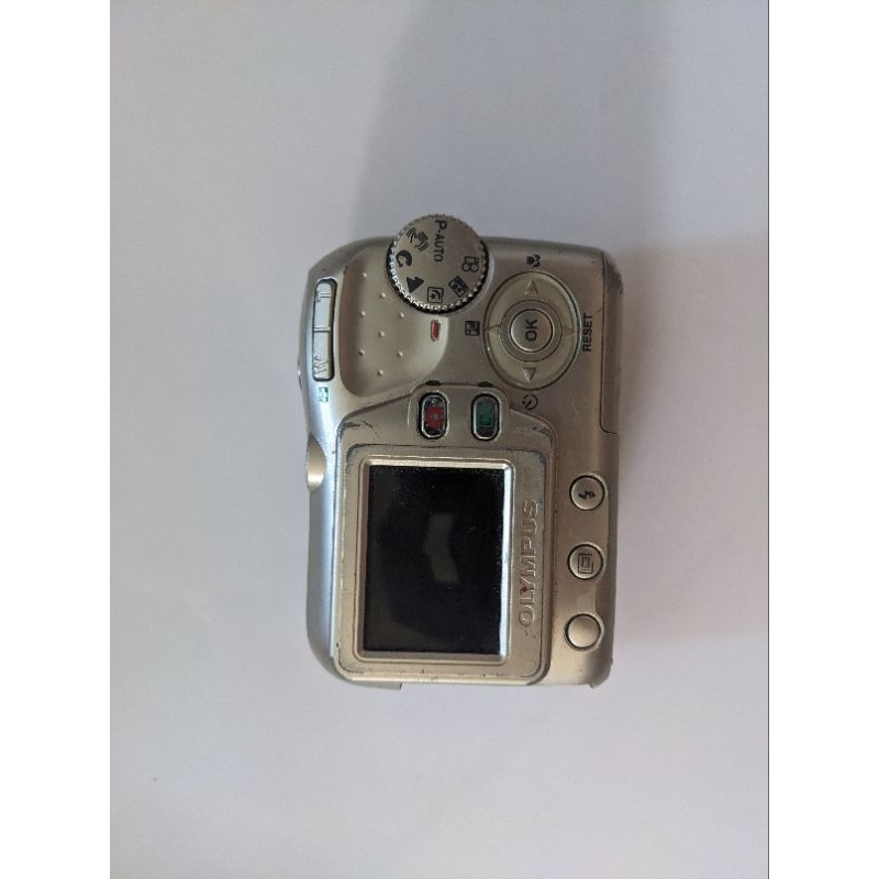 Máy ảnh Olympus cũ qua sử dụng trang trí decor