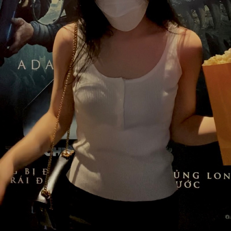 Áo len tăm ba lỗ nút - Gabyli