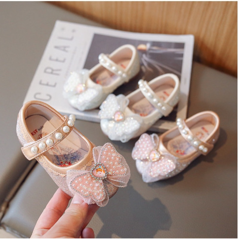 Giày Búp bê đế mềm đính đá hợp thời trang cho bé .