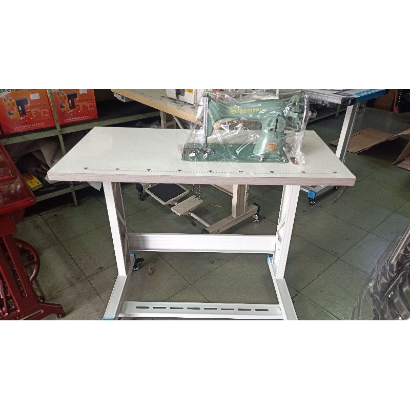 Mặt bàn máy may gia đình