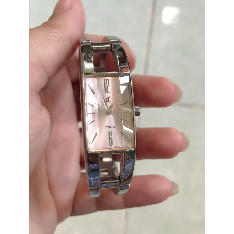 đồng hồ nữ hiệu citizen xc quartz