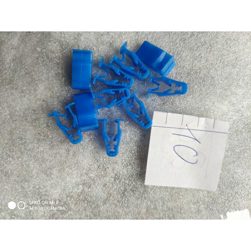 Chốt kẹp nhựa dùng cho mặt nạ vision,lead ,....