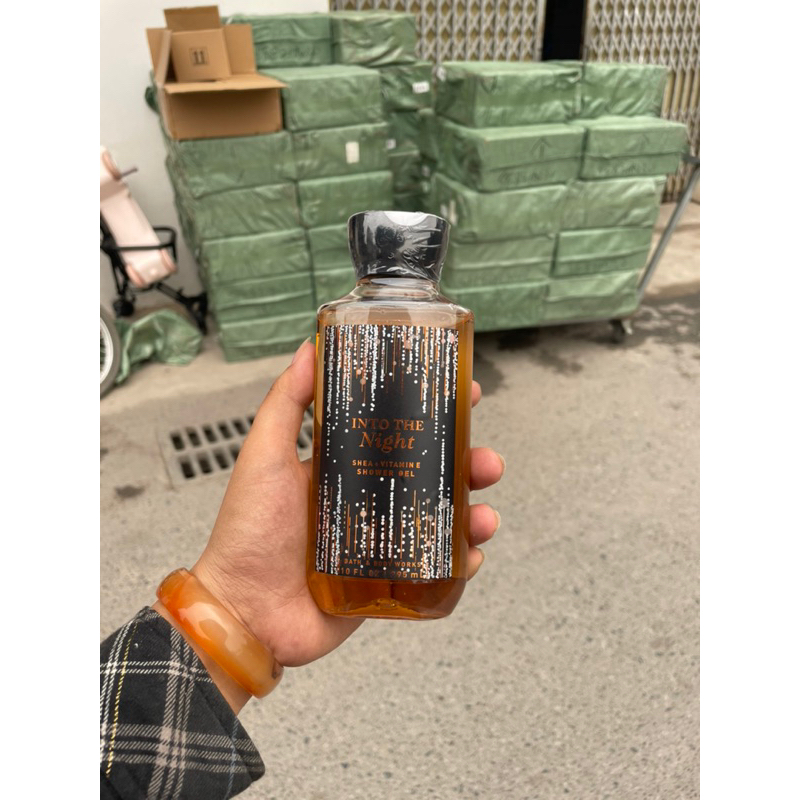 Sữa tắm Into The Night