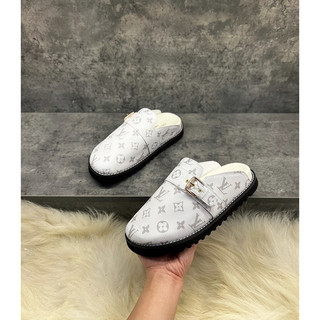 Giầy Sục LV/SS23 Siêu Nét