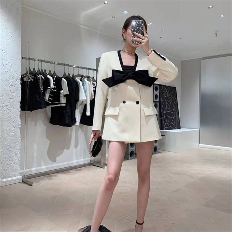 Áo blazer phối nơ phong cách sang trọng cho nữ