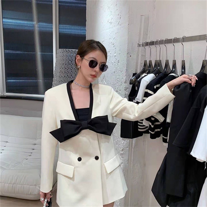 Áo blazer phối nơ phong cách sang trọng cho nữ