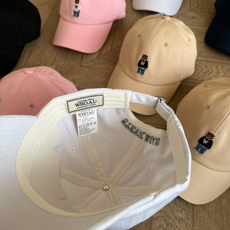 Mũ Lưỡi Trai Gấu WHO.A.U màu basic