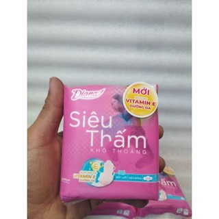 Băng vệ sinh Diana siêu thấm siêu mỏng cánh gói 8M