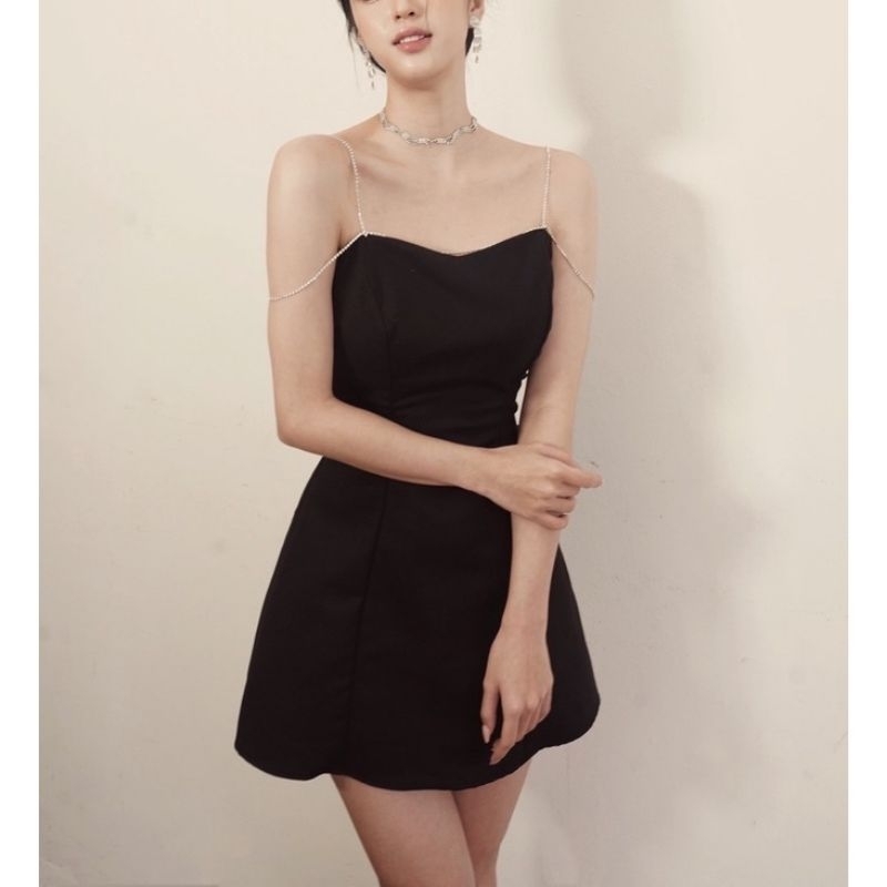 Đầm Trơn Đính Đá Đi Tiệc Siêu Cưng