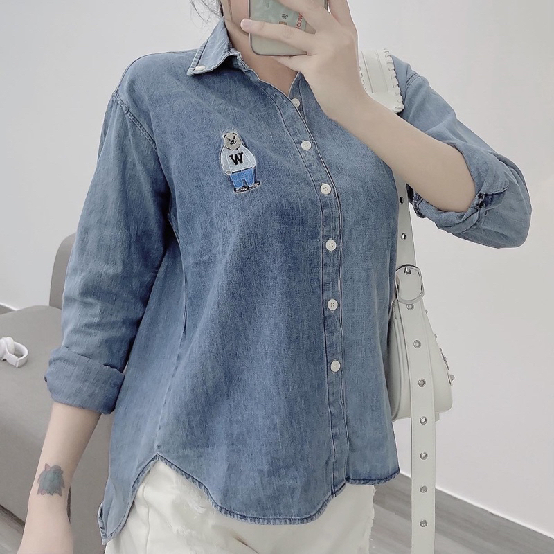 Sơmi denim thêu gấu Whoau