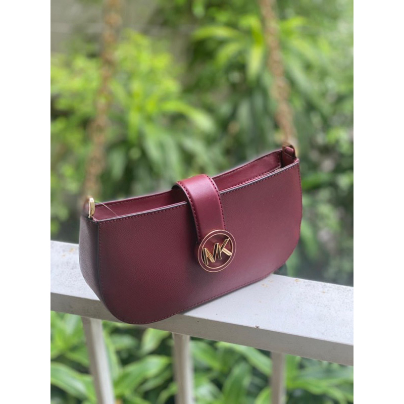 Túi MK auth sale (2 màu : đen, đỏ)