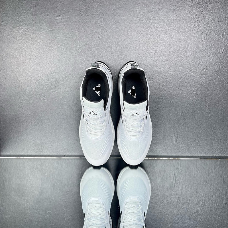 GIÀY THỂ THAO ALPHA MAGMA CAO CẤP TẶNG KÈM BỘ QUÀ TẶNG GIÁ TRỊ