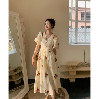 Đầm midi nude thêu hoa khoét vai tay bồng ngắn 2 lớp freesize Pumi 14315