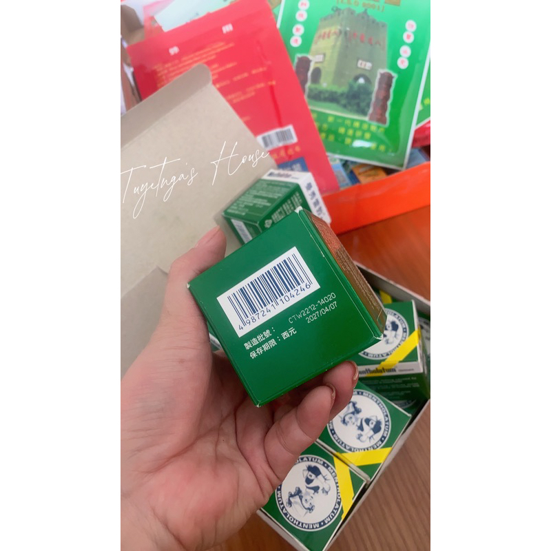 Dầu Bôi Cù Là Mentholatum Nhật Bản