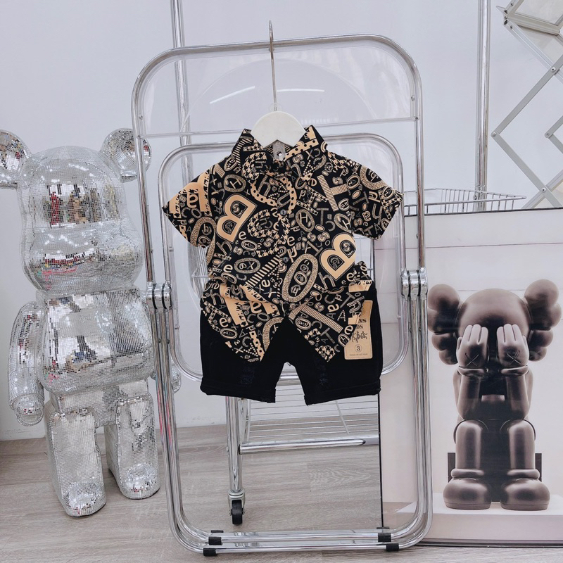 Sét sơ mi lụa cho bé  kèm quần short kaki phong cách