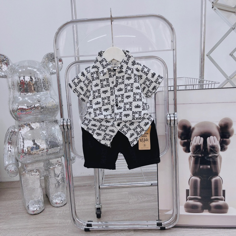 Sét sơ mi lụa cho bé  kèm quần short kaki phong cách