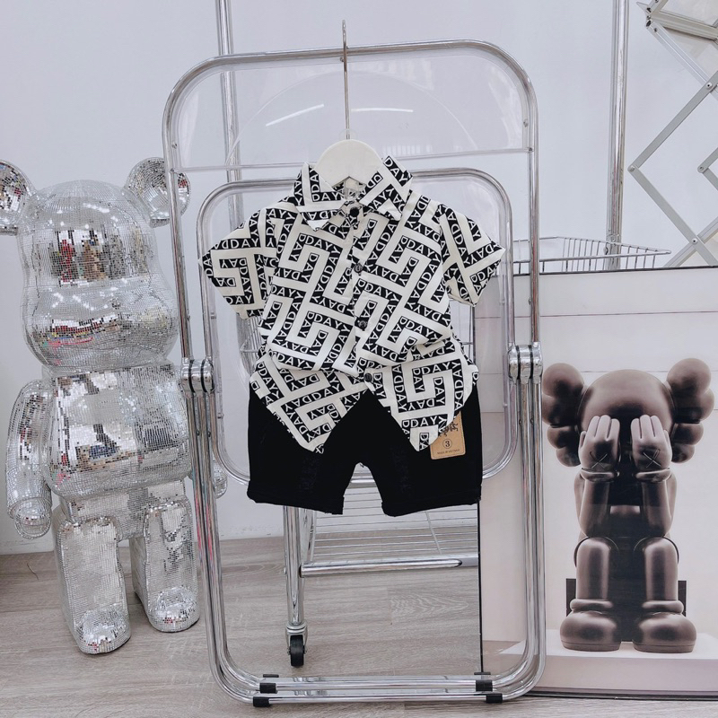 Sét sơ mi lụa cho bé  kèm quần short kaki phong cách