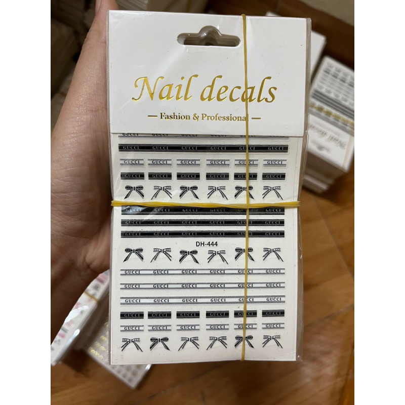 Sticker trang trí móng tay